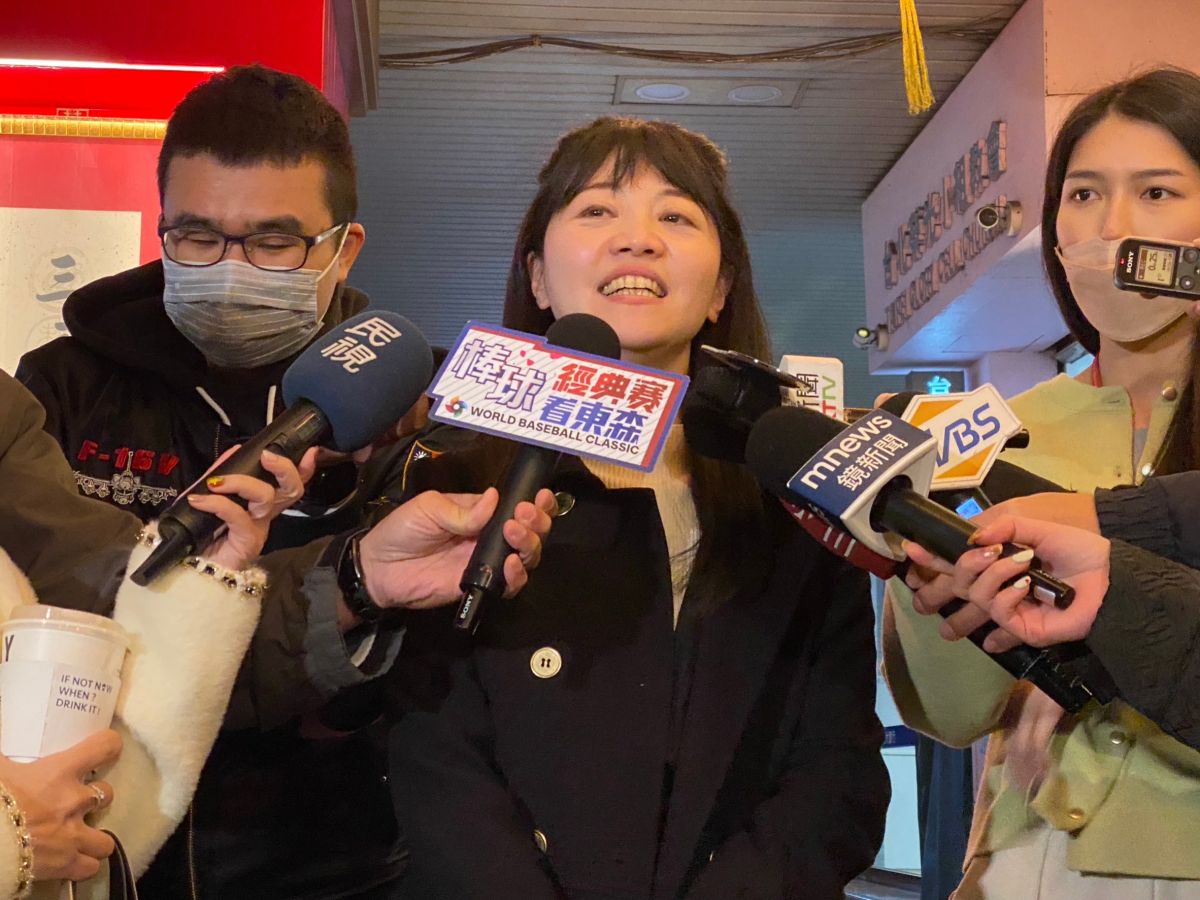 ▲高嘉瑜今日受邀出席行政院長陳建仁餐敘，更自曝在過程中獻唱一段《孤勇者》。（圖／記者陳威叡攝，2023.03.02）