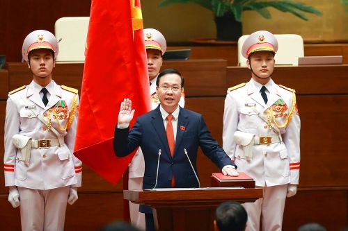 一年多換兩任！越南國家主席落馬　專家懷疑政治鬥爭
