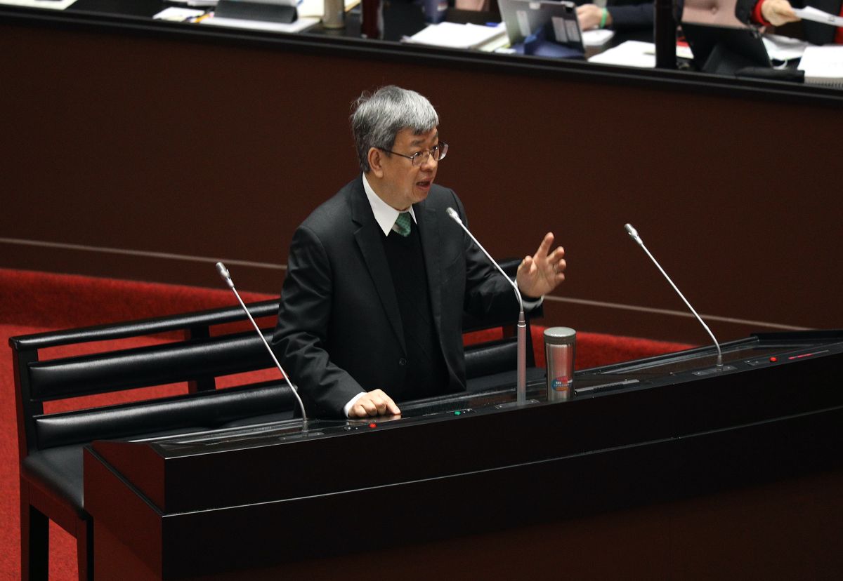 ▲《日本經濟新聞》報導指9成台灣軍官退役後，到中國提供軍情換取金錢，陳建仁今於立法院答詢說，謠言止於智者，相信國軍忠誠。（圖／記者陳明中攝，2023.3.3）