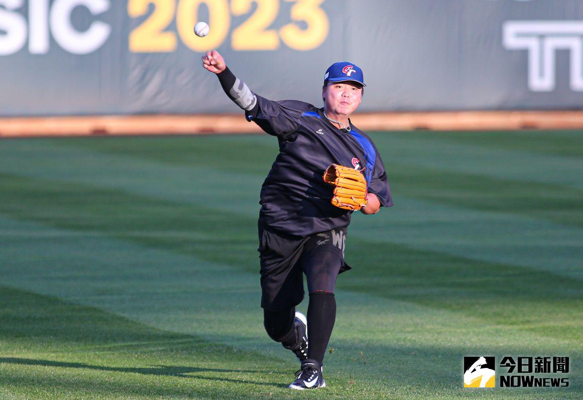 ▲台灣好手鄧愷威在旅美多年之後，今(30)日被巨人隊叫上大聯盟，而過去他在經典賽表現不佳，也招來不少罵聲。（圖／記者葉政勳攝 , 2023.03.05）