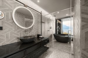 ▲豪華房Premium Room-豪華房浴室配備有apaiser單體浴缸。（圖／阿里山英迪格酒店提供）