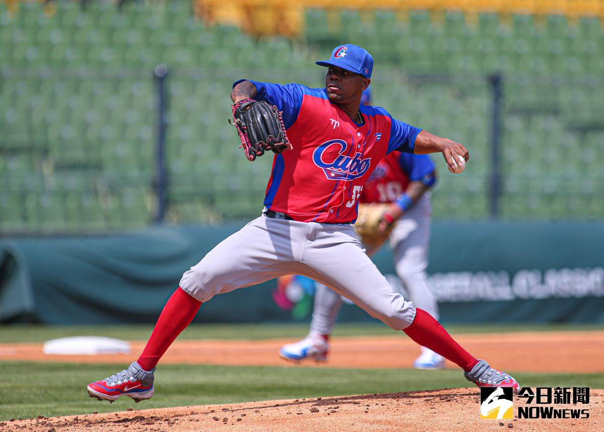 ▲富邦悍將宣布簽約擁有7年大聯盟資歷的古巴籍左投Roenis Elias（暫譯力亞士），這位前WBC四強先發投手曾效力韓國職棒SSG登陸者隊，預計明年2月抵台加入春訓。（圖／美聯社／達志影像）