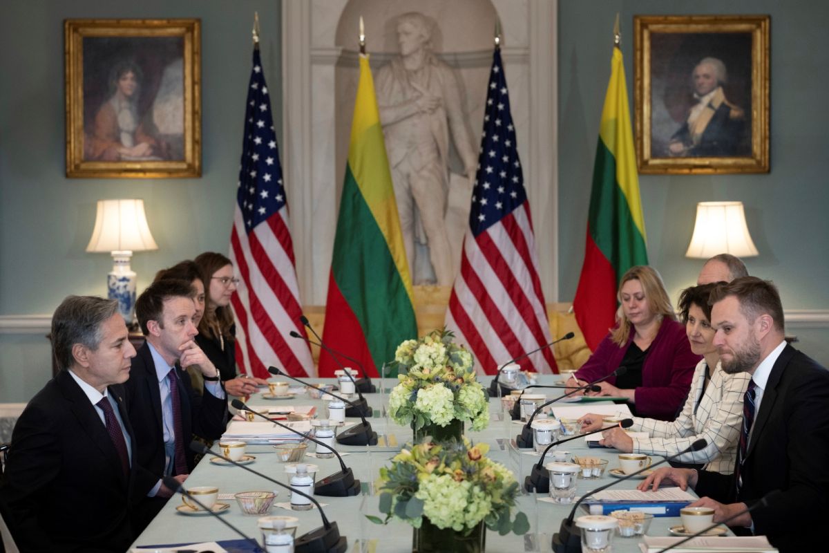 ▲美國、立陶宛外長6日在華府會晤，雙方會後發布聯合聲明，表示會強化立陶宛與台灣經濟夥伴關係，支持台灣有意義地國際參與。（圖／美聯社／達志影像）