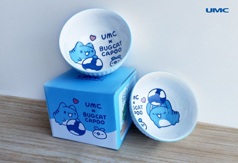 ▲聯電股東會紀念品推出「UMC x 咖波聯名限定愛地球碗組」,由台灣本土插畫家亞拉特別創作之限定款,包裝盒也可以作為面紙盒或撲滿再利用。(圖/聯電提供)