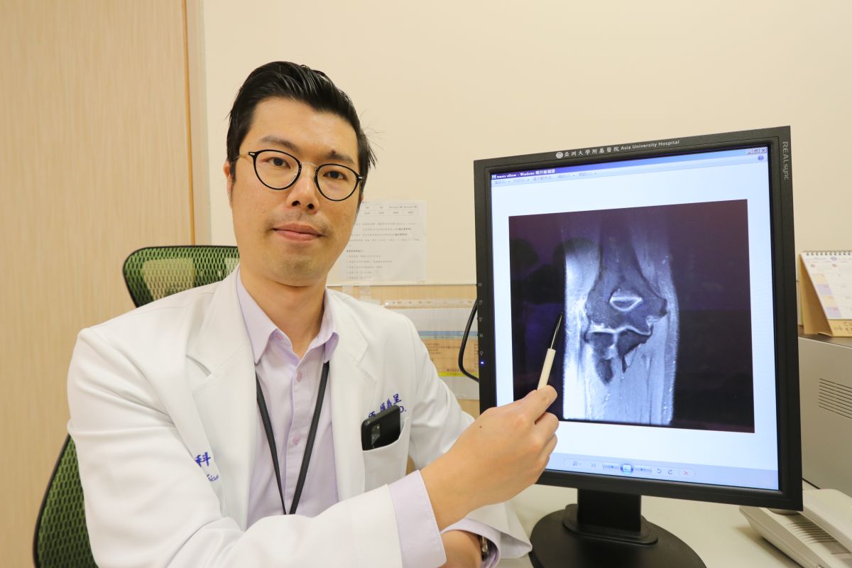 ▲醫師提醒民眾若網球肘症狀遲遲無法改善，可考慮手術治療恢復生活品質。(圖／醫院提供2023.3.7)