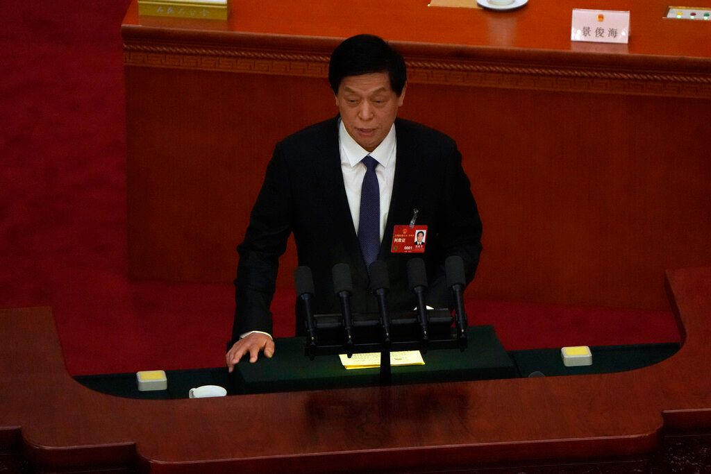 ▲中國13屆全國人大常委會委員長栗戰書，今（7）日發表任內最後一份人大常委會工作報告。（圖／美聯社／達志影像）