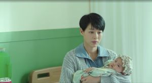 ▲《今生也是第一次》胡杏兒飾演慘遇渣男老公的媽咪。(圖/翻攝自MyVideo) ▲《今生也是第一次》胡杏兒飾演慘遇渣男老公的媽咪。(圖/翻攝自MyVideo)