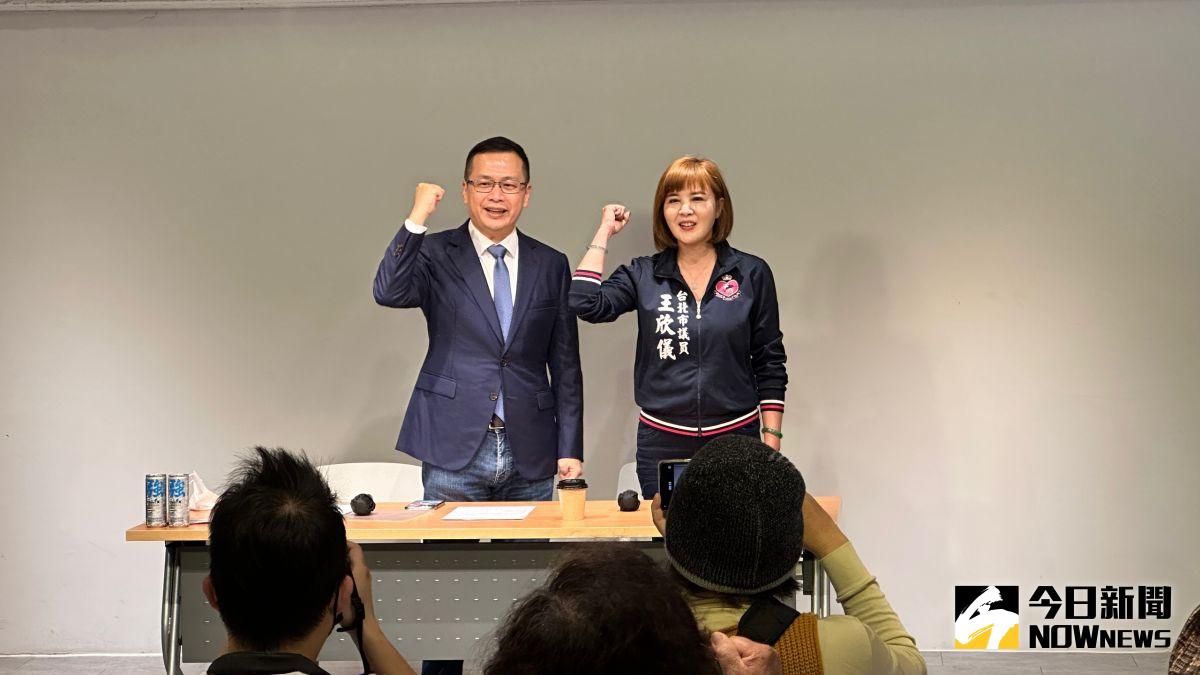 ▲國民黨大安區立委參選人羅智強8日宣布，將延攬大安文山區議員王欣儀擔任競選總幹事。（圖／記者丁上程攝，2023.03.08）