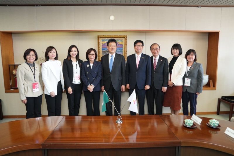 ▲高雄市府會訪團與拜會熊本市大西一史市長。(圖/高雄市政府提供)