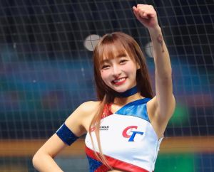 經典賽／連外媒都瘋狂！經典女孩台灣啦啦隊世界聞名
