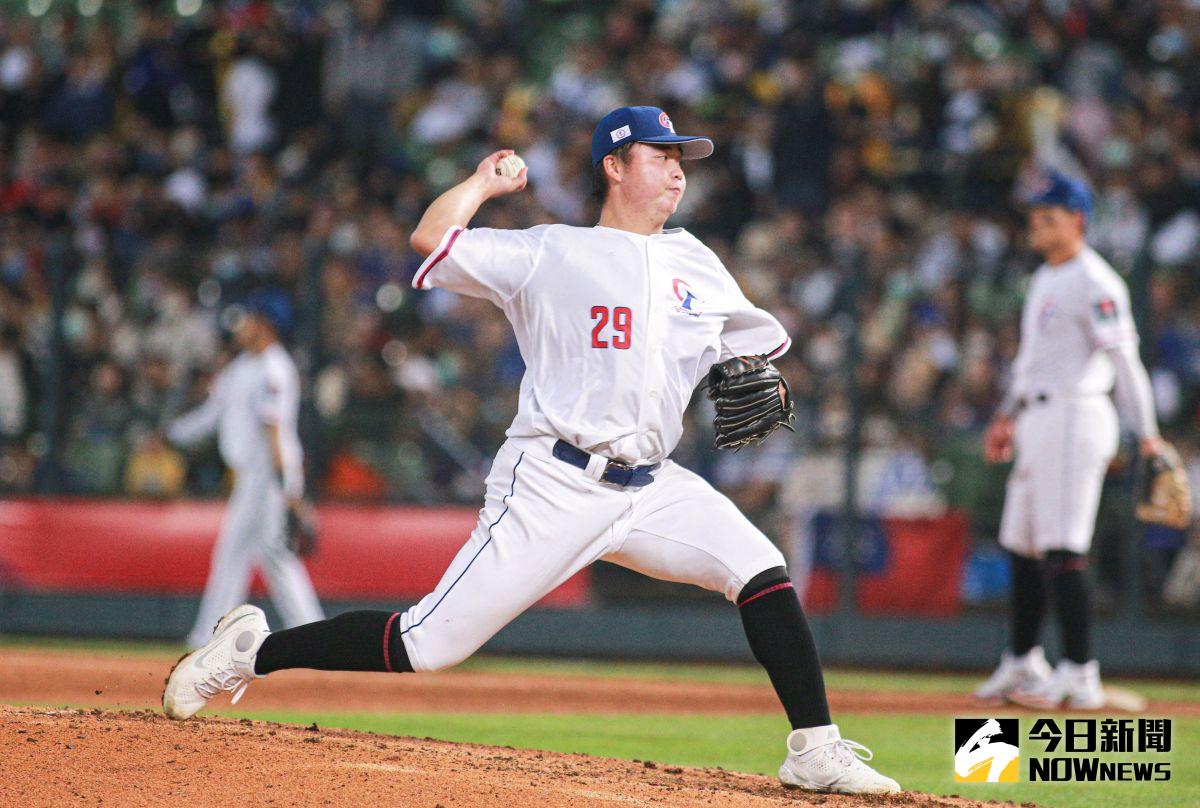 ▲2023WBC經典賽中華隊今晚第二戰對上義大利，運彩賠率最高22倍。（圖為中華隊投手鄧愷威／記者葉政勳攝 , 2023.03.08）