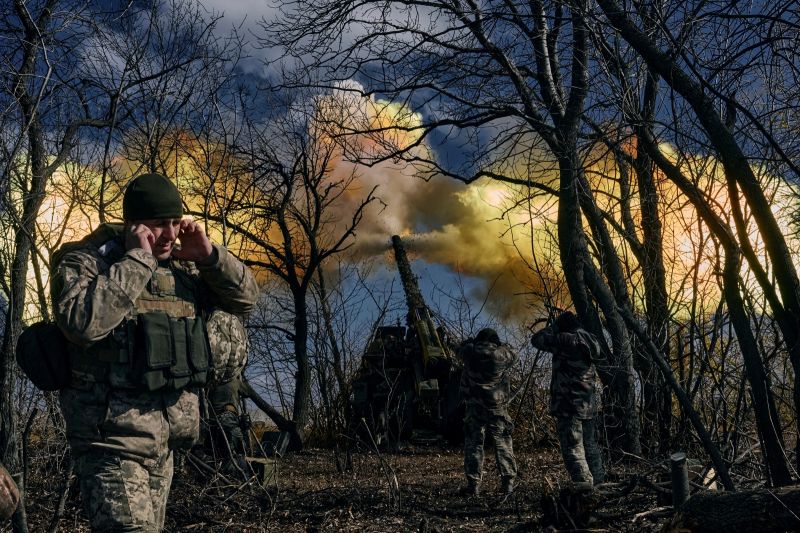 ▲頓內茨克（Donetsk）親俄首長普希林稱，俄國軍隊掌控烏克蘭東部城市巴赫姆特（Bakhmut）75%以上地區，烏克蘭陸軍總司則說，烏軍續守巴赫姆特。（圖／美聯社／達志影像）