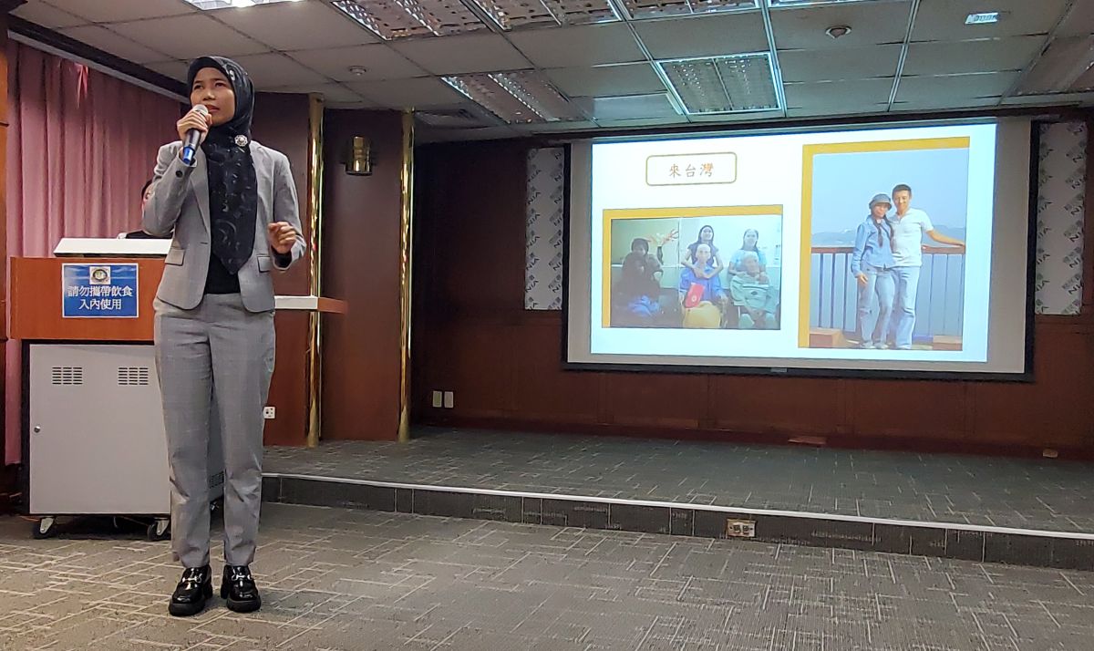 ▲丁安妮擁有四張丙級技術士證照，強調婦女要充實自己做好準備。（圖／移民署）