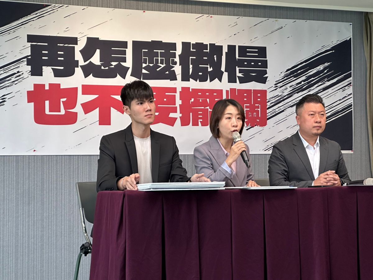 ▲民進黨今日舉行記者會，砲轟新竹縣政府執政擺爛、甩鍋，呼籲楊文科應出面說明。（圖／民進黨提供）