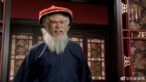 《新九品芝麻官》豹子頭轉性開深V！票房超悽慘　死忠粉絲喊爛片
