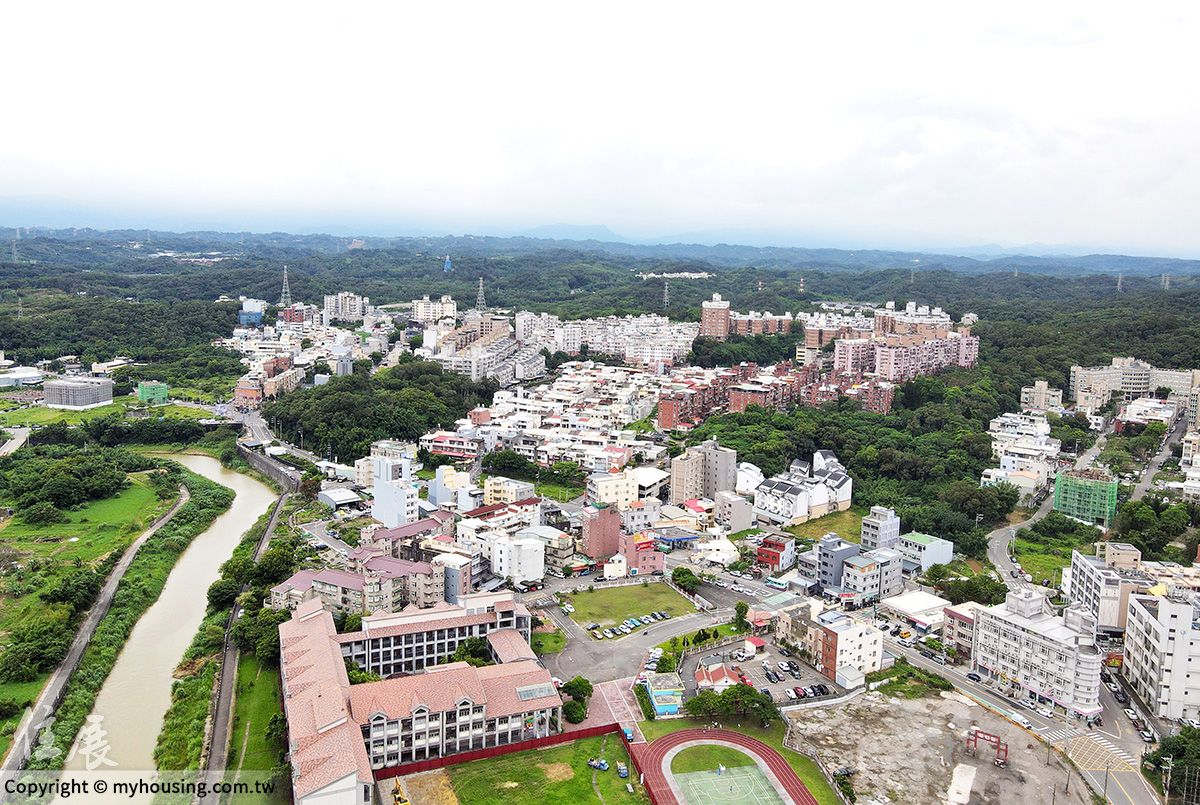 ▲根據《住展雜誌》統計，即便《平均地權條例》修法帶來衝擊，但新竹寶山在修法過程中房價依舊不受影響，漲幅高達8成相當凌厲。（圖／住展雜誌提供）