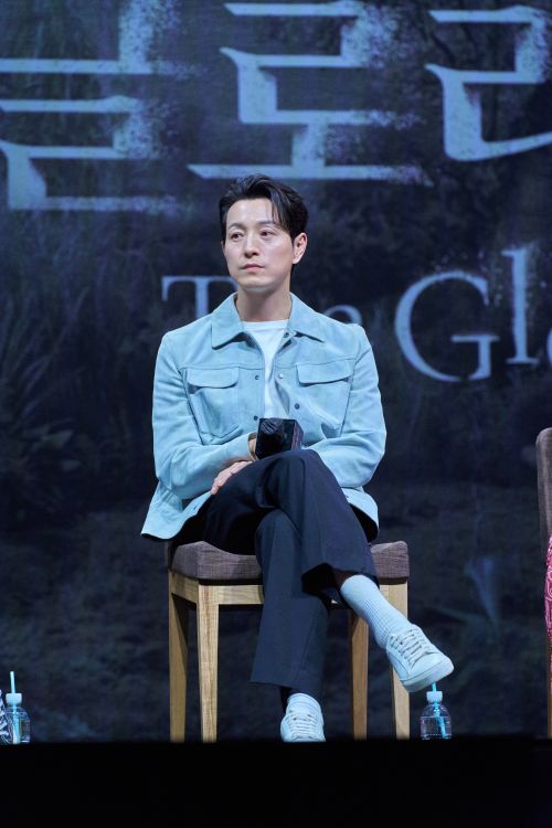 ▲鄭星一劇中被戴綠帽，全網猜測他有「無精症」。（圖／Netflix）