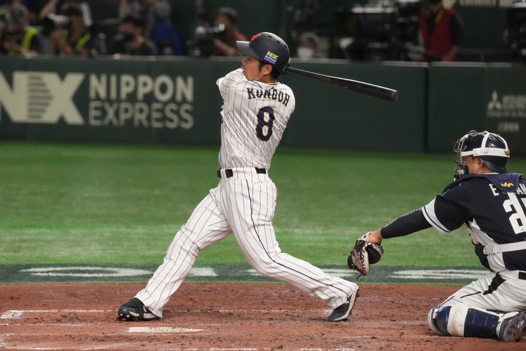 ▲日本三局下展開反撲，一口氣攻下4分，逆轉戰局。（圖／美聯社／達志影像）