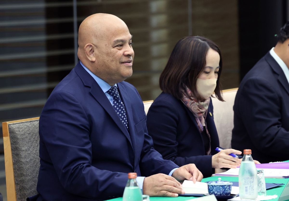 ▲密克羅尼西亞聯邦總統帕努埃洛（圖左）表示，北京正透過經濟脅迫、賄賂等手段，對各太平洋島國施加影響力。資料照。（圖／美聯社／達志影像）