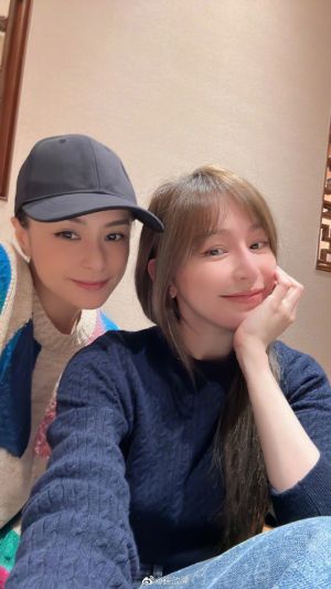 ▲▼阿嬌(上下圖左)與王心凌約會。(圖/翻攝自阿嬌微博) ▲▼阿嬌(上下圖左)與王心凌約會。(圖/翻攝自阿嬌微博)