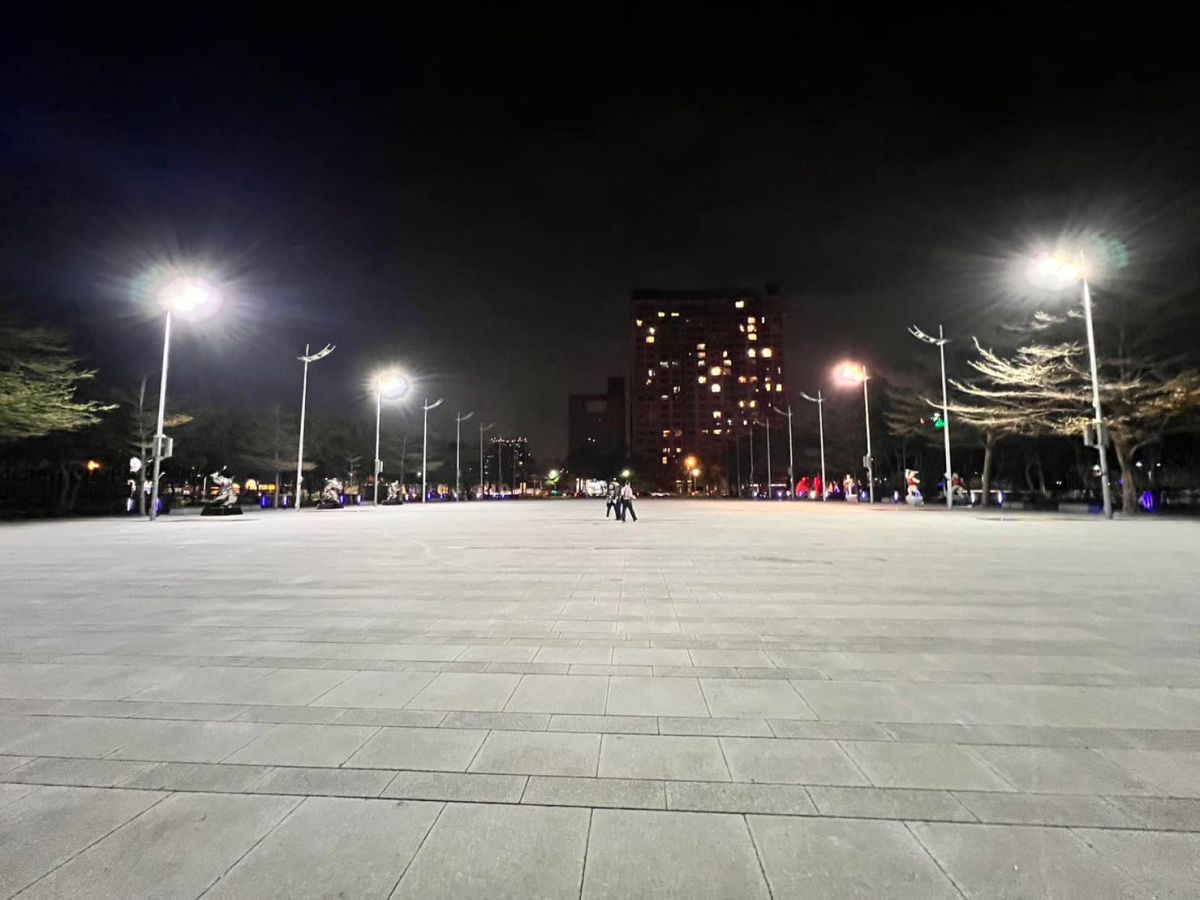 ▲台中市府前廣場派對，散場後更是沒遺留半點垃圾，讓市長盧秀燕感動喊話了。（圖／盧秀燕臉書）