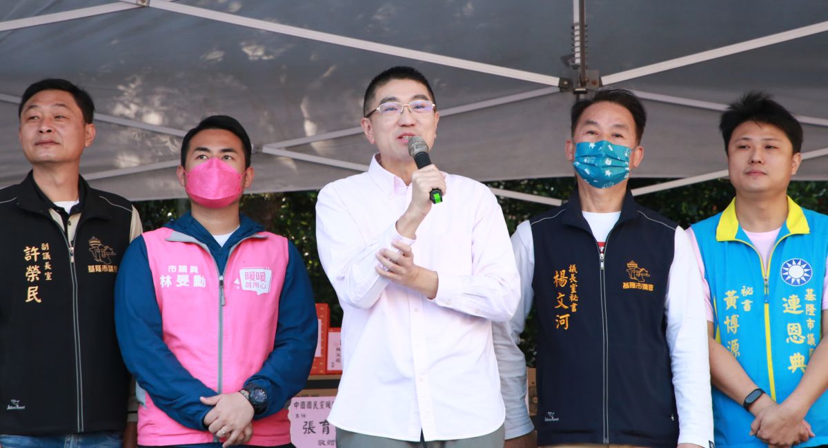 ▲謝國樑出席「運動i台灣」嘉年華活動，對於基隆捷運林右昌日前曾說沒有不用付錢的，謝國樑受訪說請他不要再糾結了。（圖 ／基隆市政府提供）