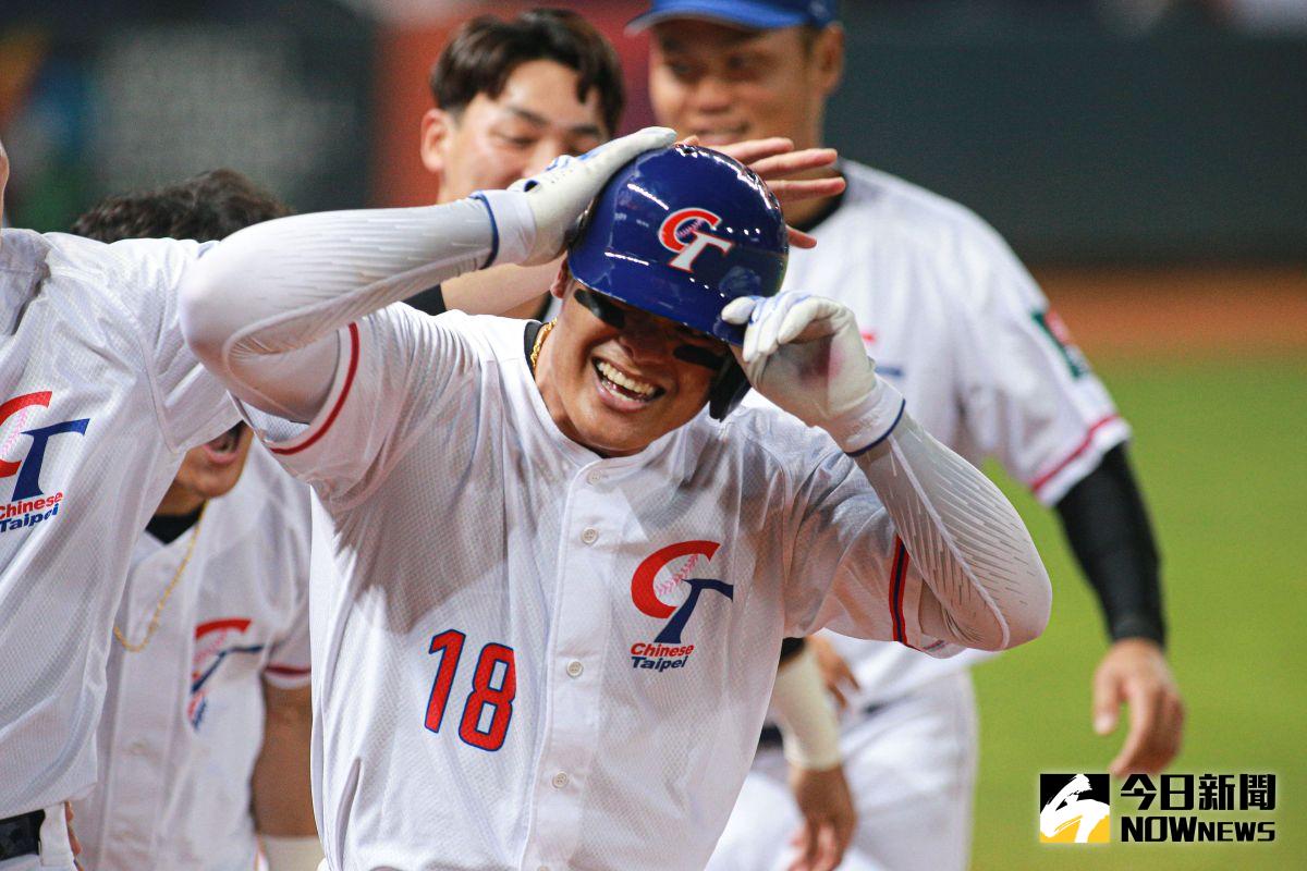 ▲中華隊今日將面對「紅色閃電」古巴隊，今晚球場降雨機率為0%，氣溫約落在攝氏25至27度，體感攝氏26至27度。（圖／記者葉政勳攝）