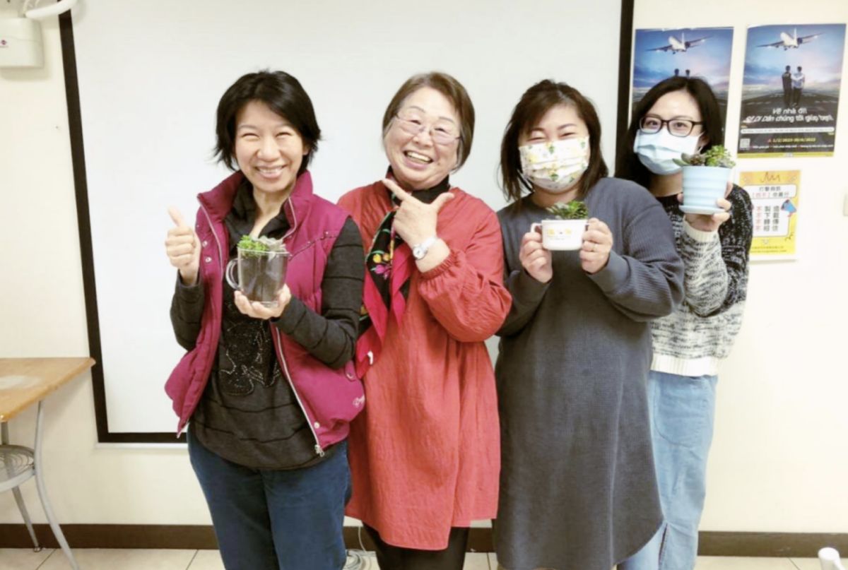 ▲新住民「心花開心樂園之療癒多肉製作」課程。（圖／移民署）