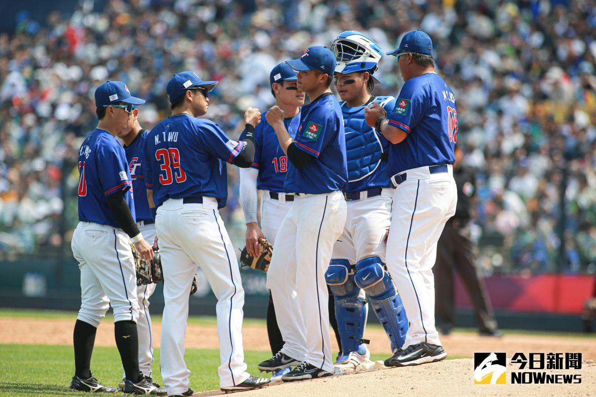 ▲中華隊昨日經典賽對上古巴，奮力求勝挺進東京巨蛋，不過最後以1：7輸球，相當可惜。（圖／記者葉政勳攝 , 2023.03.12）