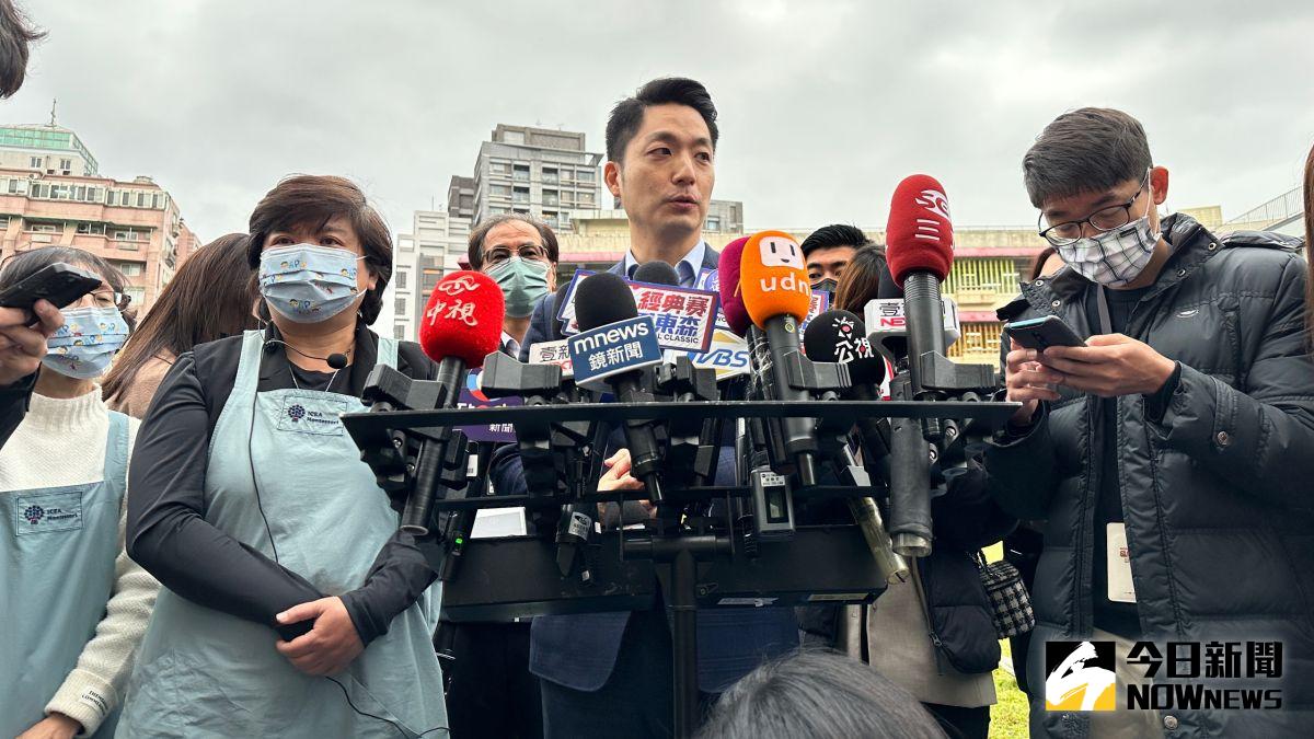 ▲針對議員爆料台北市政府一名中國籍臨時工，疑似在上班時間拍抖音、Youtube影片，甚至有洩露個資的疑慮，台北市長蔣萬安13日表示，該名臨時工已經離職，而在工作上也不會涉及北市府的機密資料。（圖／記者丁上程攝，2023.03.13）