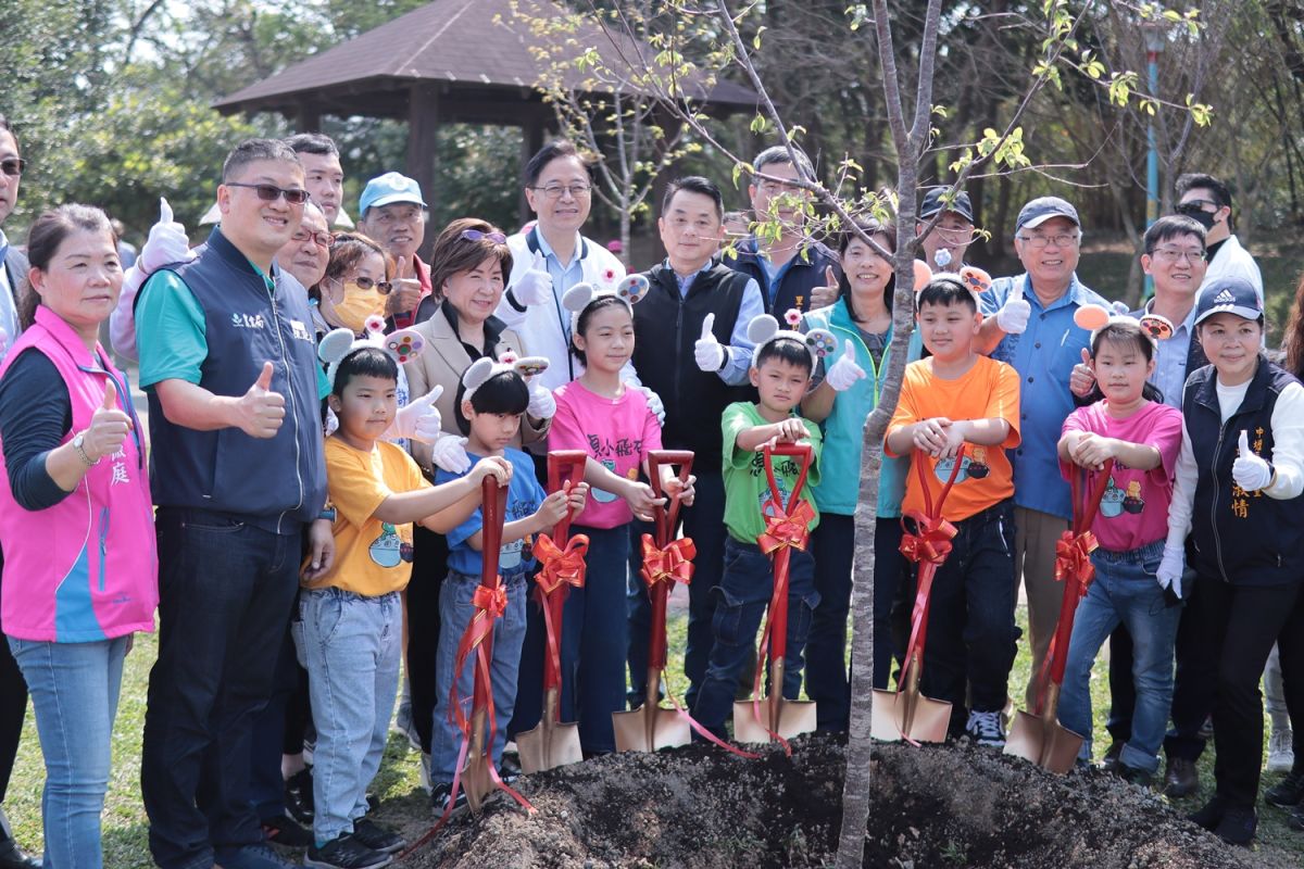 ▲「112年度桃園市植樹節活動」手植綠意・百樹成林於112年3月12日上午9時在桃園市中壢區龍岡萬坪公園舉辦。（圖／品牌提供）