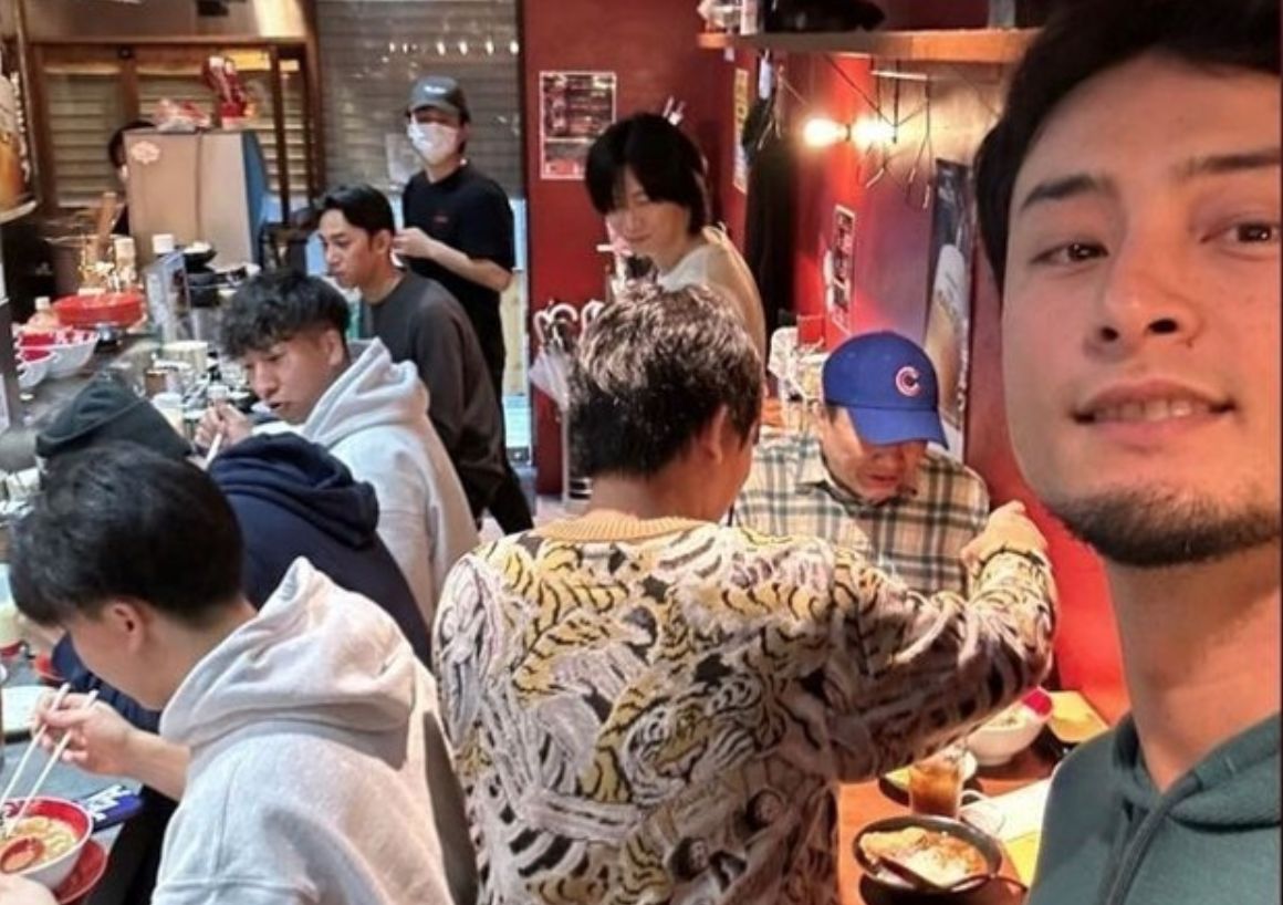 ▲達比修有請學弟吃拉麵。（圖／取自達比修有IG)