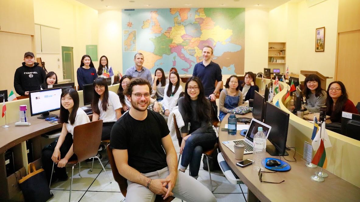 ▲文藻教發中心開發出「Teaching and Learning with ChatGPT」系列研習課程。（圖／文藻外語大學提供)