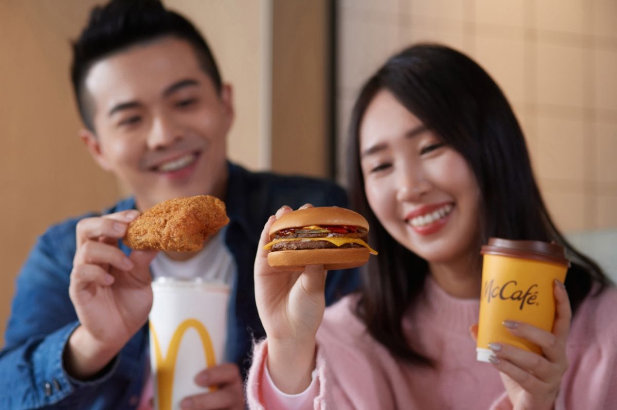 ▲全新的「1+1星級點」3月15日正式加入菜單行列。（圖／品牌提供）