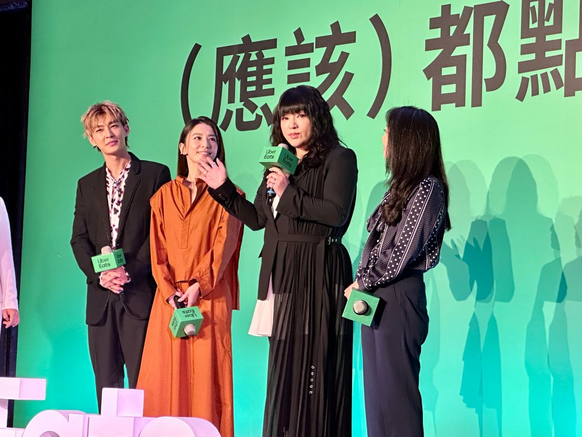 ▲Uber Eats 今（15）日宣布推出全新品牌活動「 Uber Eats（應該）都點得到」，同時公布最新用戶使用行為調查及三大消費趨勢，並揭露由田馥甄、炎亞綸、唐綺陽、阿滴及滴妹聯手代言。(圖／記者周淑萍攝)
