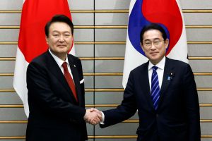 日本將韓國重納貿易「白名單」　兩國關係再回溫
