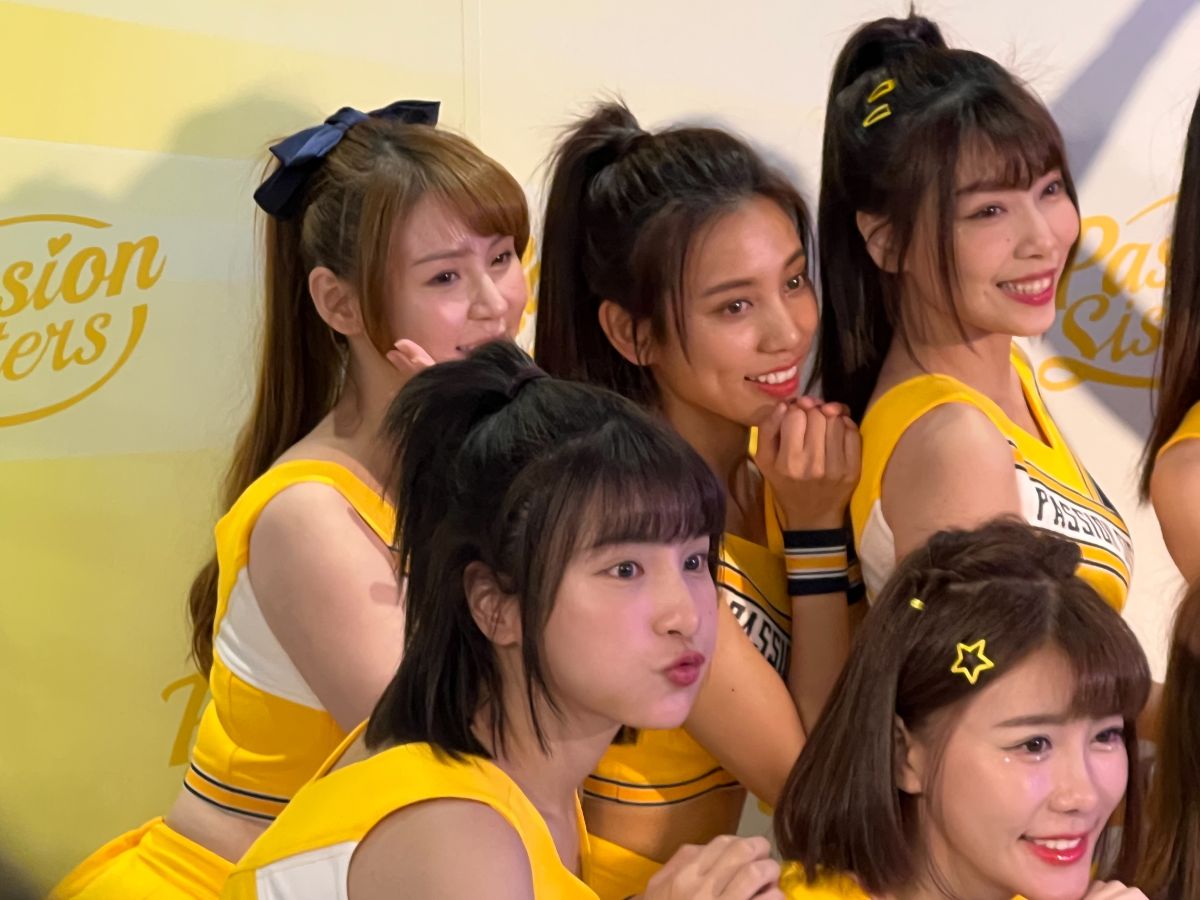 ▲代表中信兄弟啦啦隊「Passion Sister」為中華隊應援的經典女孩（圖／記者簡名杉攝）