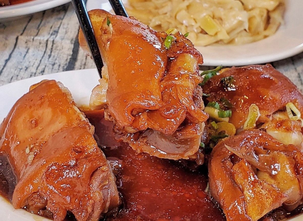 ▲富鼎旺滷豬腳名店，連續三年獲得米其林必比登推薦。（圖／翻攝自「富鼎旺豬腳」粉專）