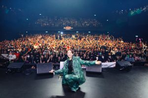 ▲丁噹在馬來西亞舉辦「當我們再一起」live house巡迴演唱會。（圖／相信音樂提供）
