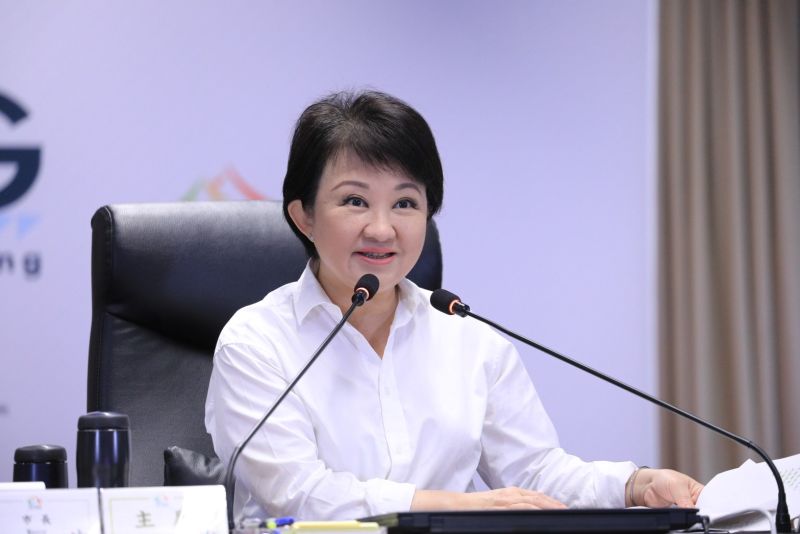 ▲盧秀燕連任後,民調滿意度比選前還高,圖為她今日主持市政會議。(圖/台中市政府提供,2023.03.21)