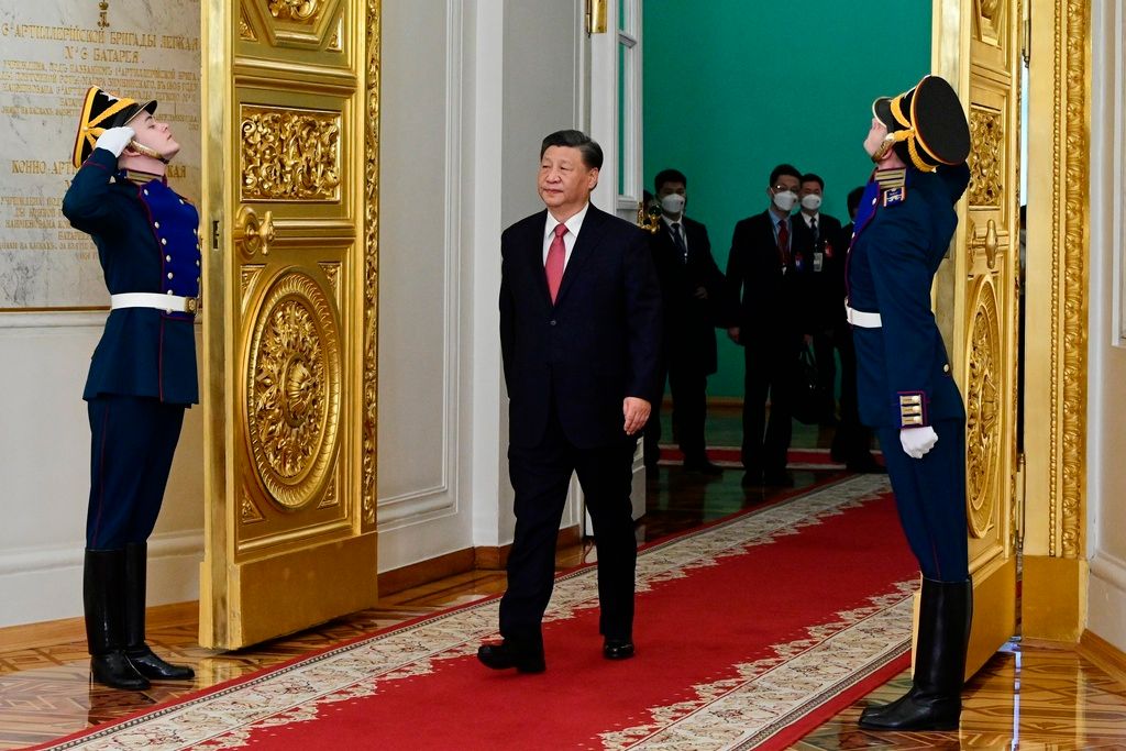 ▲中國國家主席習近平今天再次抵達克里姆林宮，並率領大批中國代表團成員，與俄羅斯總統蒲亭和俄方代表團成員進行正式會談。（圖／美聯社／達志影像）