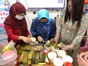 新住民手作薑黃雞湯　分享印尼美食
