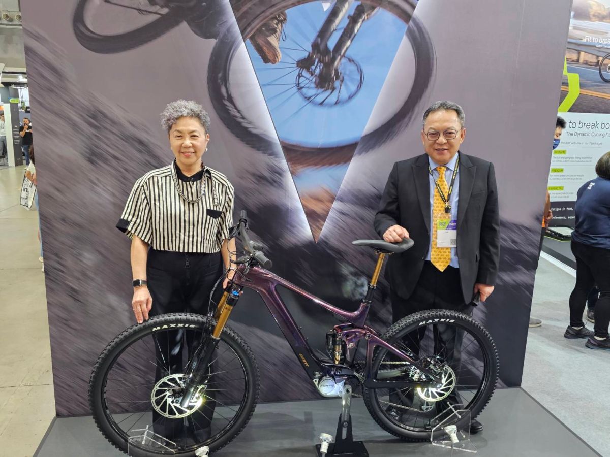 ▲2023年台北國際自行車展今 (22) 日開展，巨大董事長杜綉珍（圖左）與執行長劉湧昌（圖右）共同出席。（圖／記者許家禎攝，2023.3.22）