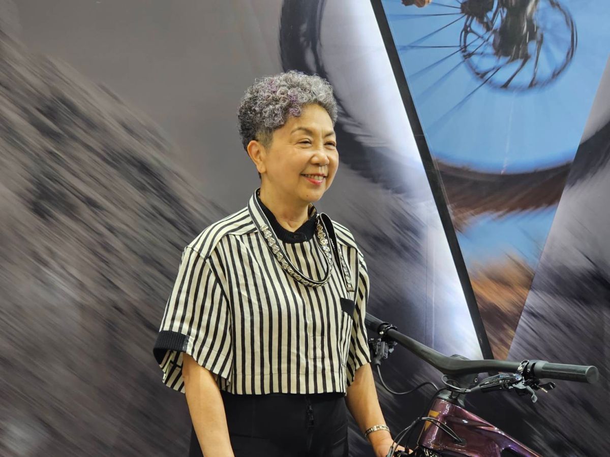 ▲擁有「自行車教母」稱號的巨大集團董事長杜綉珍今（27）日宣布退休，由原執行長劉湧昌接任董座一職。（圖／記者許家禎攝）