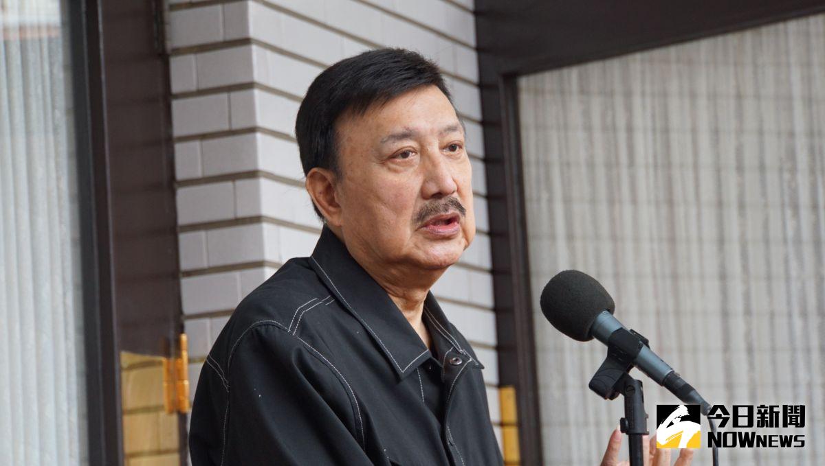 ▲周玉蔻推薦余天擔任民進黨不分區立委，稱讚其戰功彪炳、風采迷人。（圖／記者呂炯昌攝）