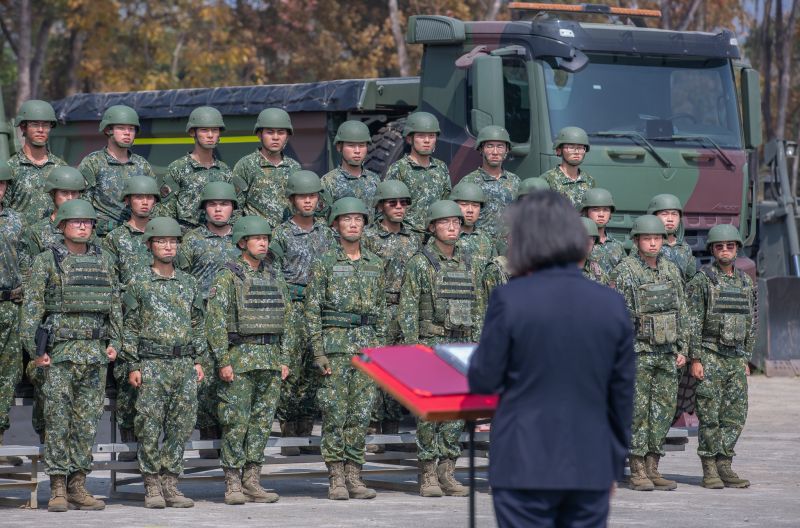 ▲蔡英文赴嘉義視導陸軍52工兵群。(圖/總統府提供)