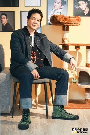 薛仕凌在電影《做工的人》飾演「噗嚨共3人組」阿全。(圖/記者葉政勳攝影) ▲薛仕凌在電影《做工的人》飾演「噗嚨共3人組」阿全。(圖/記者葉政勳攝影)