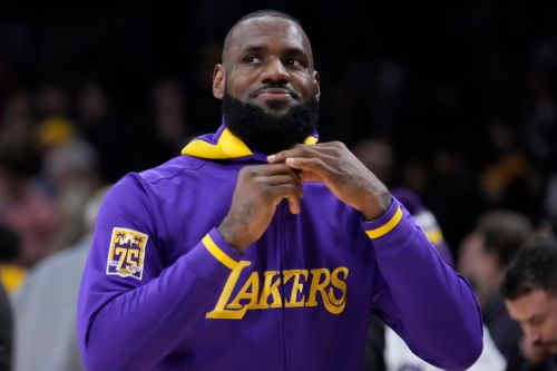 NBA／確定了！「詹皇」LeBron James續留湖人　經紀人澄清傳聞
