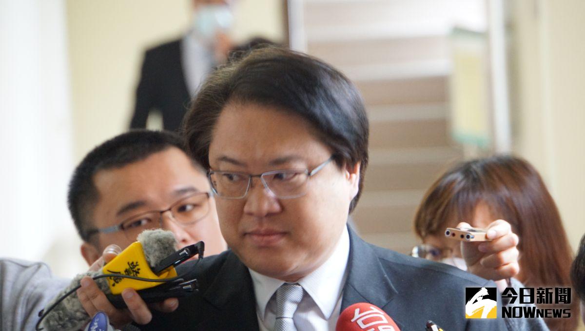 ▲謝國樑要免費送青年「Gogoro或同等級」電動機車，林右昌今受訪質疑不太懂該政策是什麼想法，且仍存有滿多適法性疑慮。（資料照片／記者呂炯昌攝）