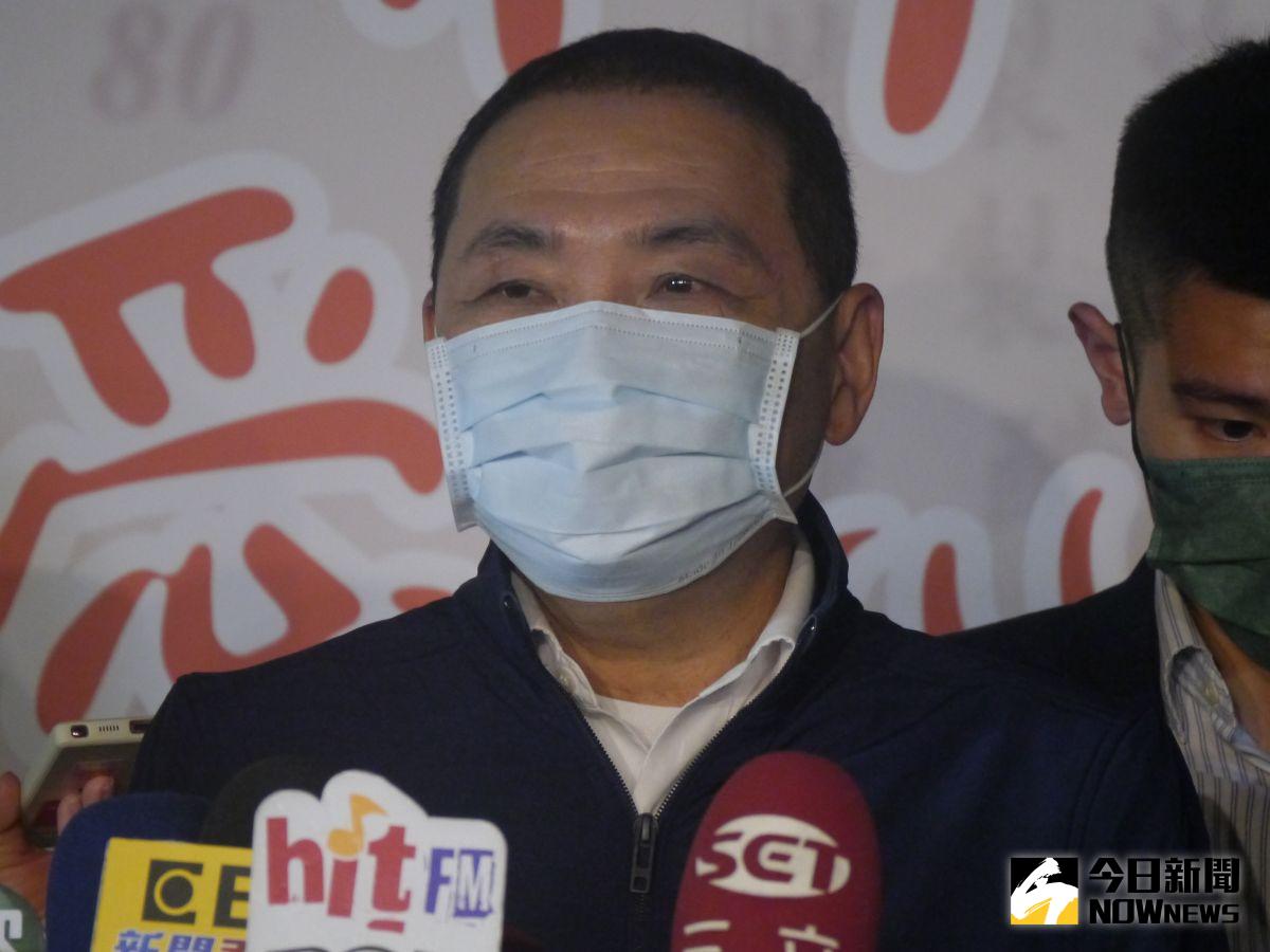 ▲針對外傳國民黨擬訴求定調九二共識就是中華民國，侯友宜說了兩遍「中華民國是我們的國家」、「台灣是咱的厝（閩南語）」回應。（圖 ／記者吳嘉億攝，2023.03.28）